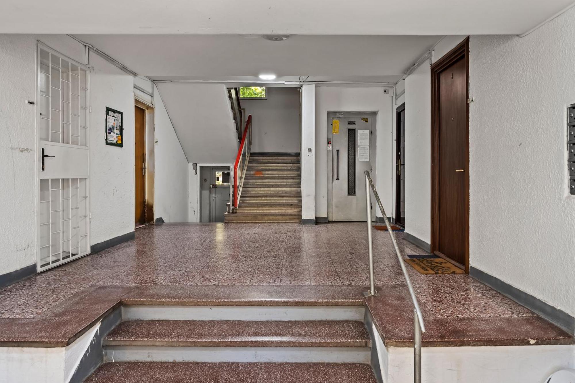 Apartament De Lux Drumul Taberei Бухарест Экстерьер фото