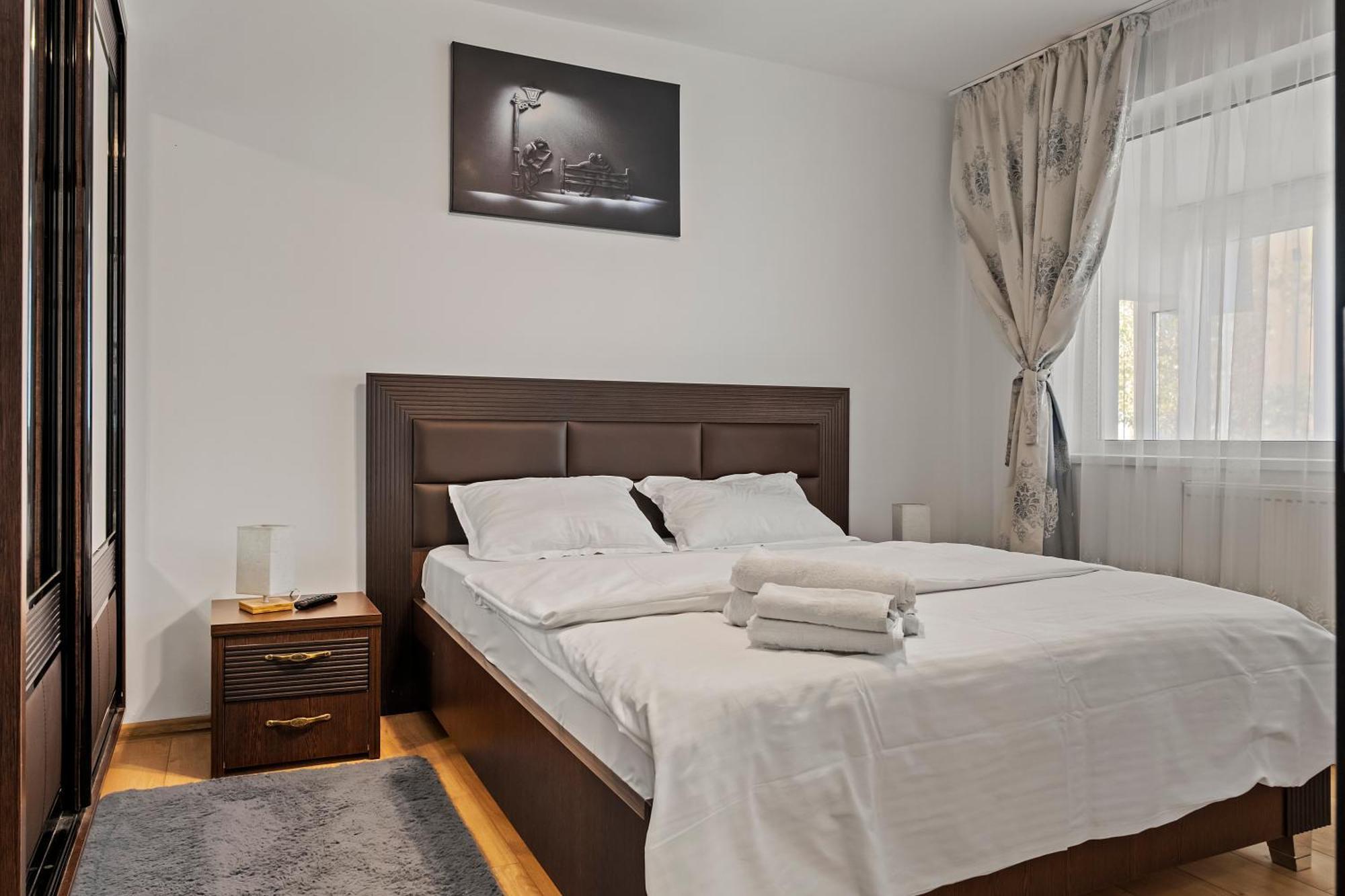 Apartament De Lux Drumul Taberei Бухарест Экстерьер фото